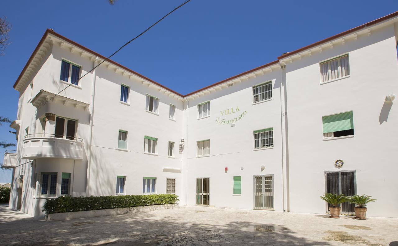 Villa San Francesco Misano Adriatico Eksteriør billede